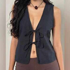 MOTEL kayve tie top in BLACK, size M